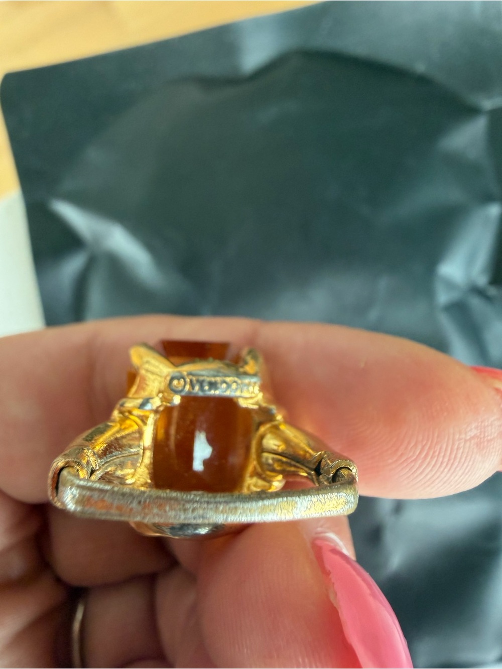 👑 Vintage VENDOME Patented Adjustable Statement Cocktail Ring - Picture 7 of 10